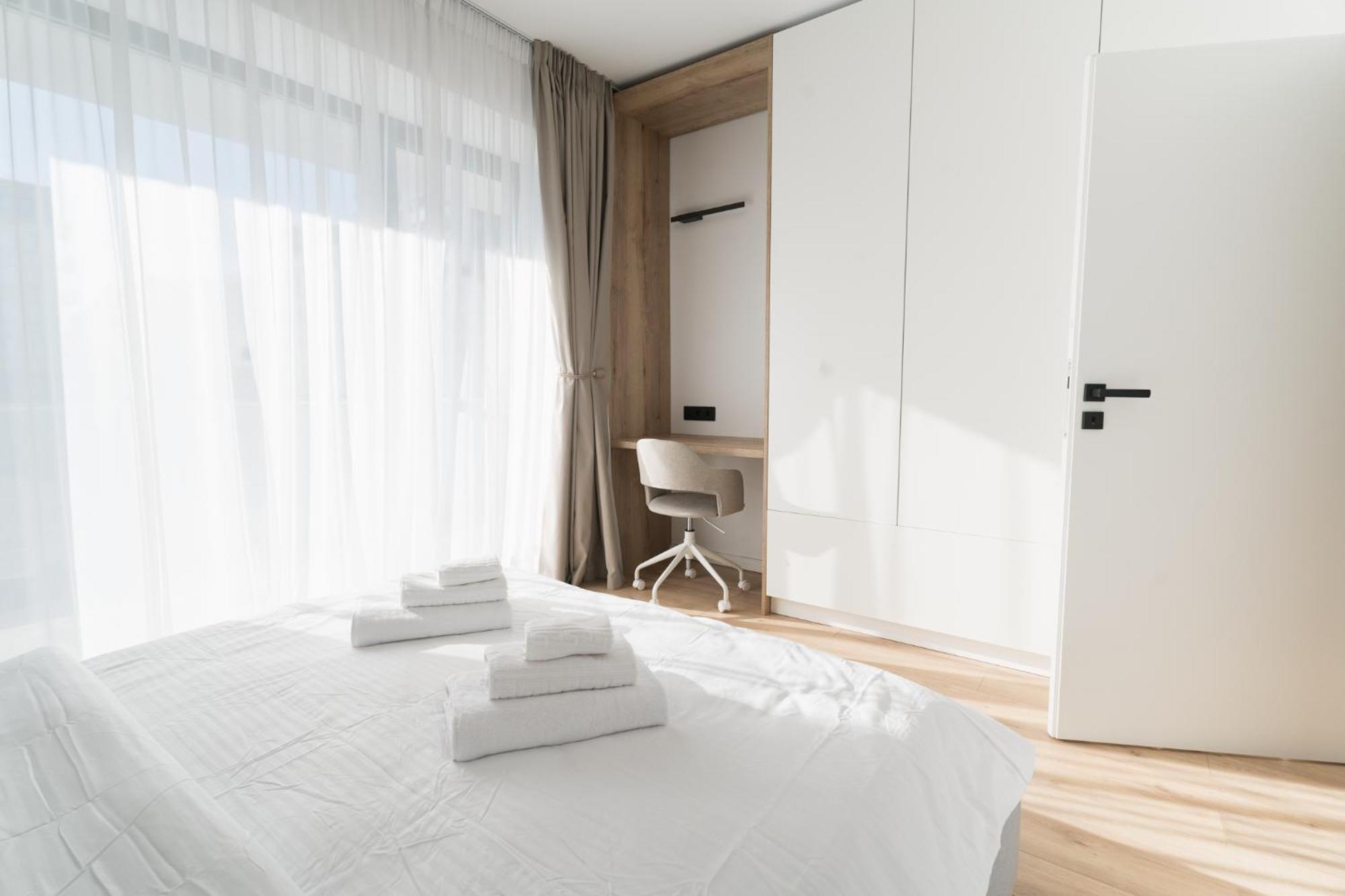 Flow Apartment 1 Bedroom With Parking Cluj-Napoca Exterior photo